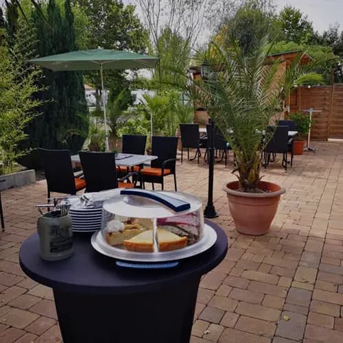 Biergarten der Gastronomie Zum Paddel in Meißenheim